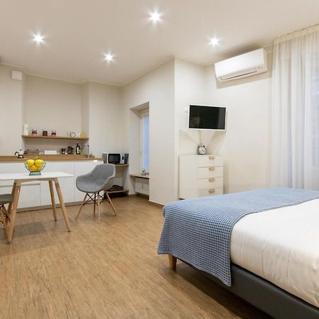 Aqualago Casa Vacanze Apartment E Вербания Екстериор снимка